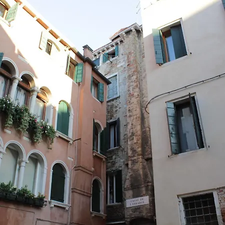 Apartment Rialto Loft Venice