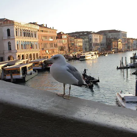 Apartment Rialto Loft Venice